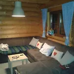 Сasa de vacaciones Jafura-dovolenkovy Zrubovy Dom Na Brehu Liptovskej Mary