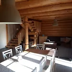 Jafura-dovolenkovy Zrubovy Dom Na Brehu Liptovskej Mary Сasa de vacaciones *