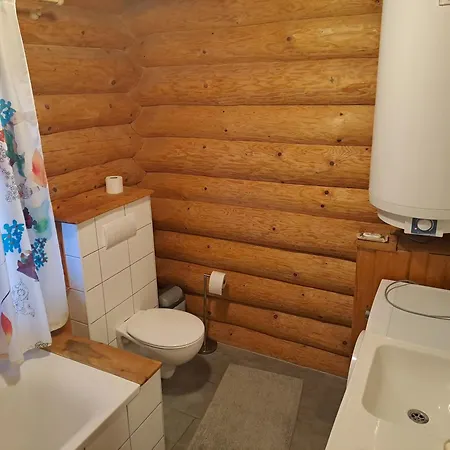 Jafura-dovolenkovy Zrubovy Dom Na Brehu Liptovskej Mary Casa de Férias