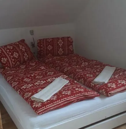 Jafura-dovolenkovy Zrubovy Dom Na Brehu Liptovskej Mary