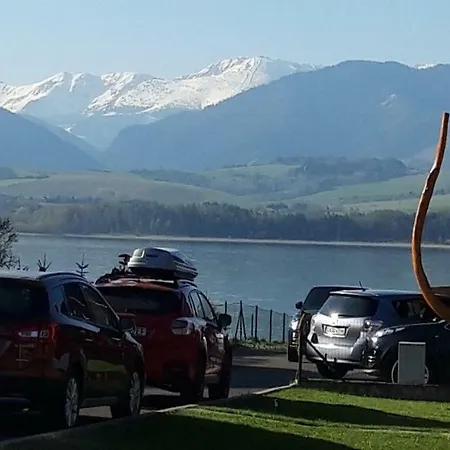 Jafura-dovolenkovy Zrubovy Dom Na Brehu Liptovskej Mary Hébergement de vacances