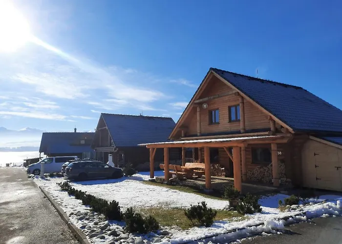 펜션 Jafura-dovolenkovy Zrubovy Dom Na Brehu Liptovskej Mary 립토브스키트로노벡