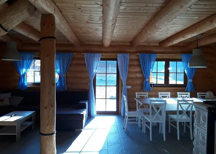 펜션 Jafura-dovolenkovy Zrubovy Dom Na Brehu Liptovskej Mary