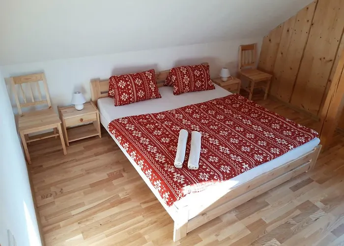 펜션 Jafura-dovolenkovy Zrubovy Dom Na Brehu Liptovskej Mary